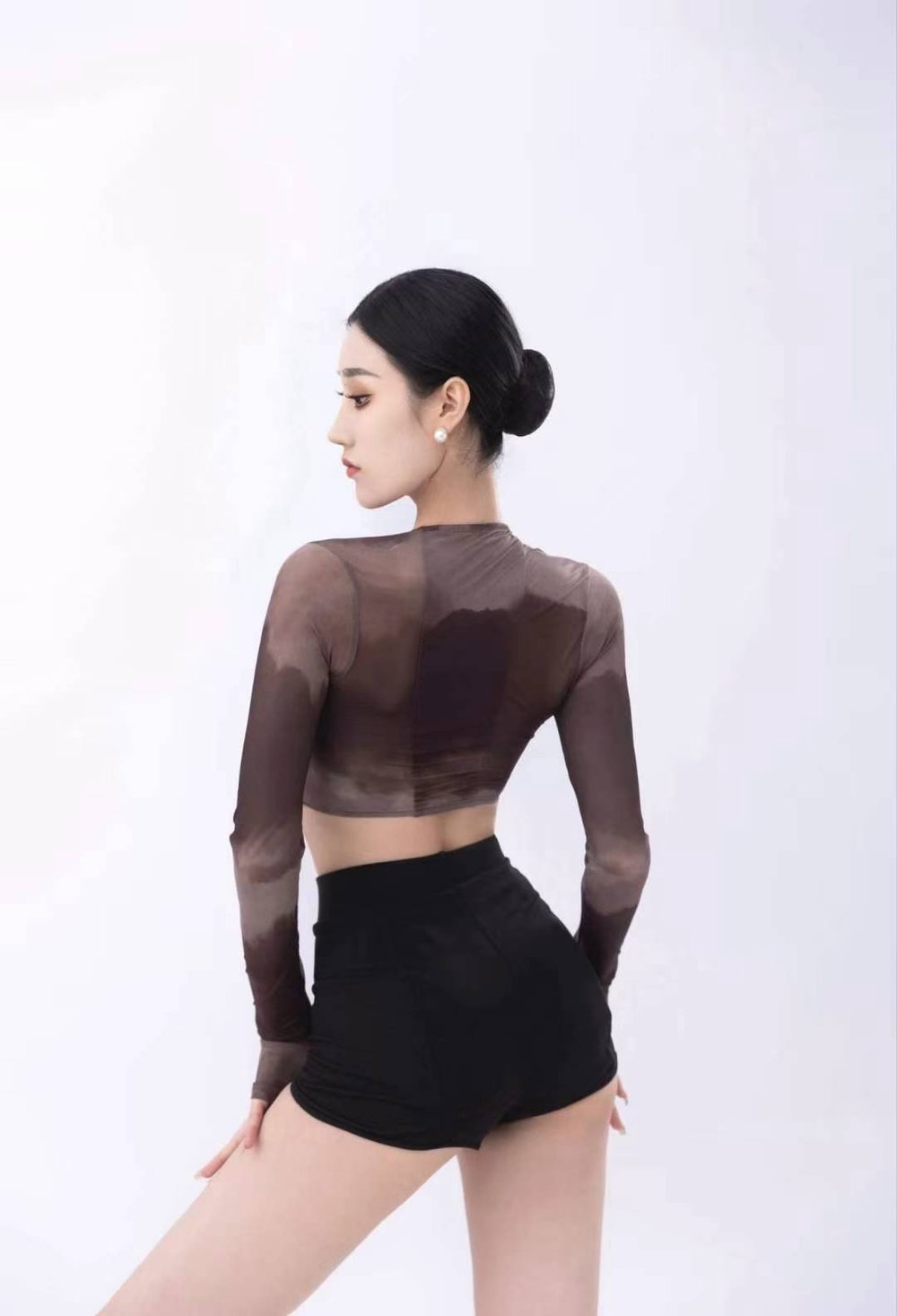 Squared Top / Extend Shorts