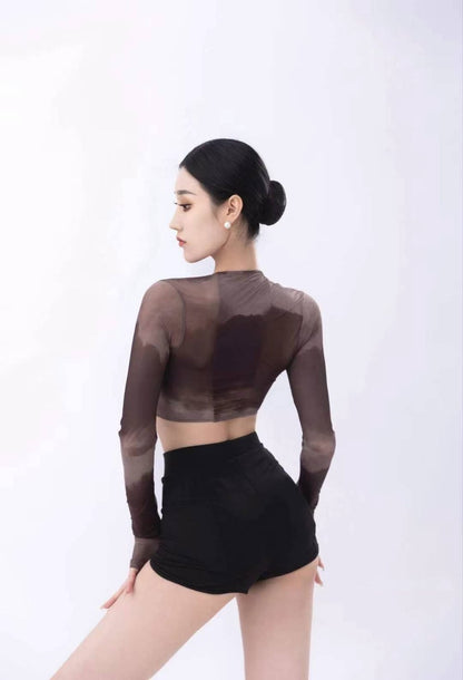 Squared Top / Extend Shorts
