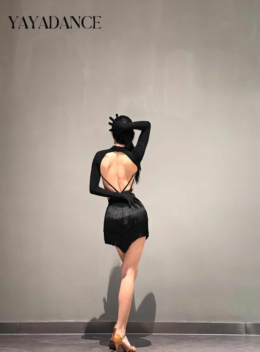 Long-Sleeve Fringe Set - Open Back & Waist