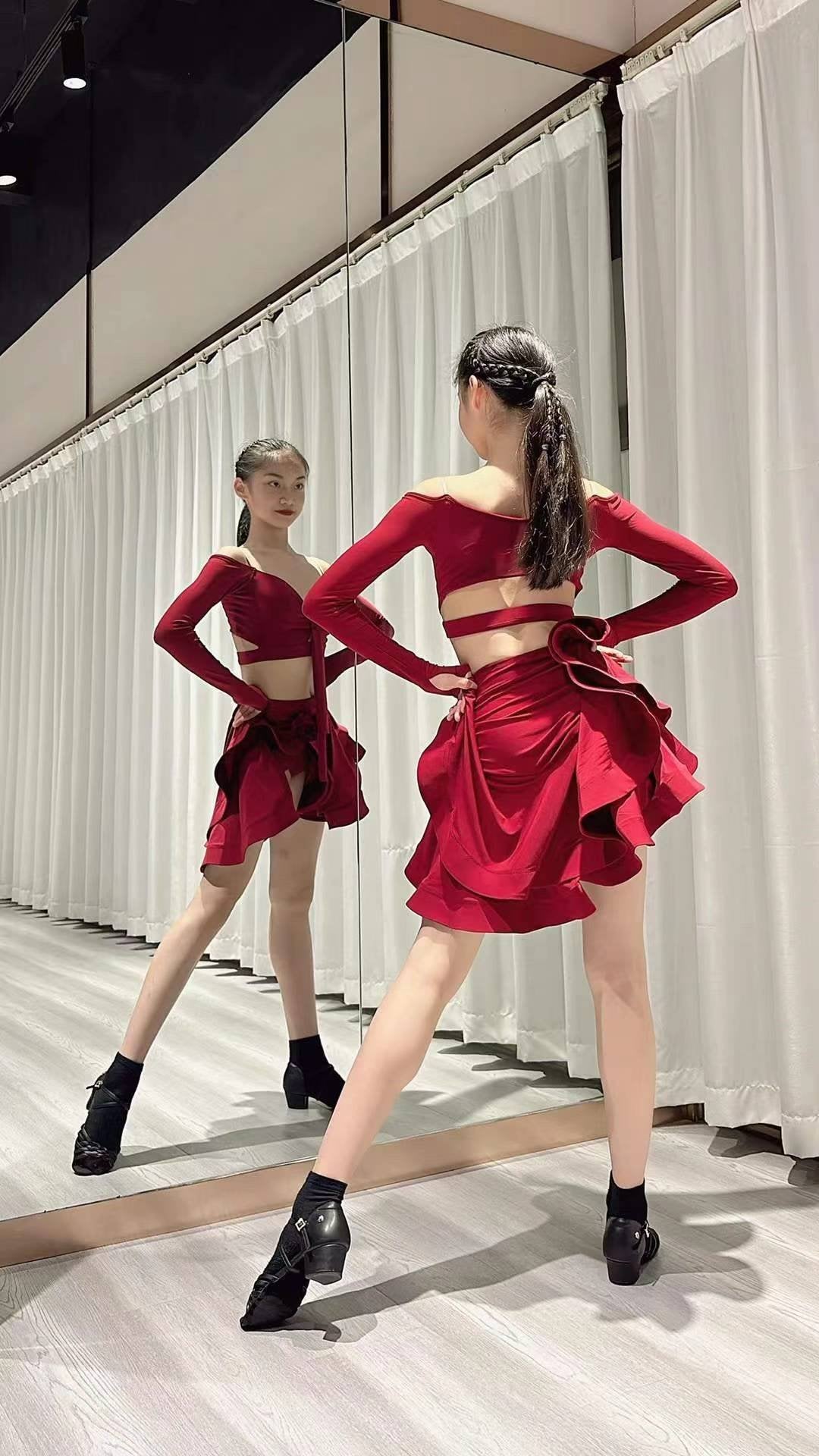 ZYM Flush Top &  Rosy Skirt