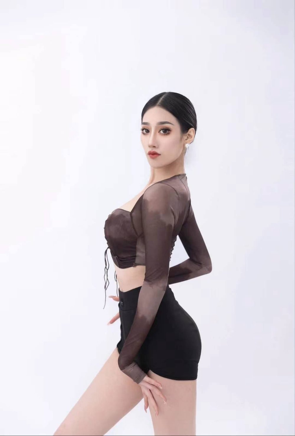 Squared Top / Extend Shorts