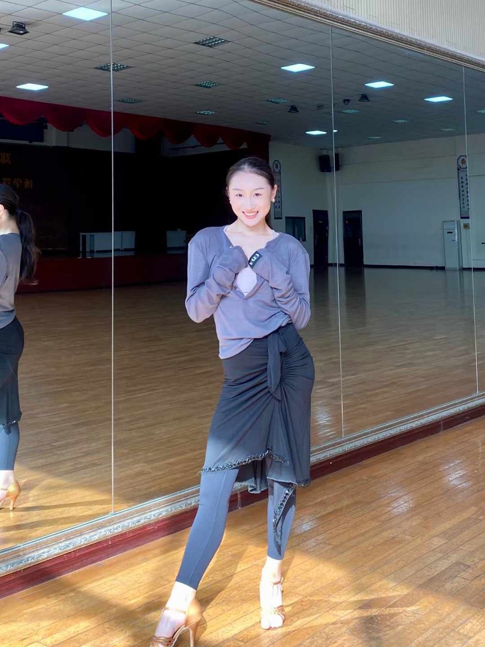 Unisex Deep Gray Dance Outfit
